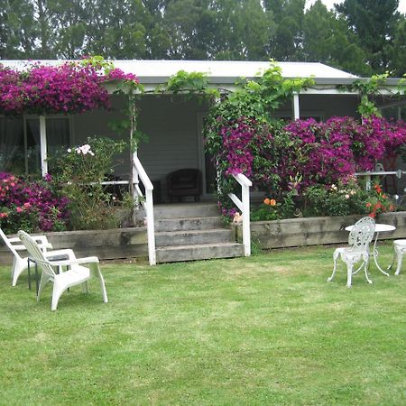 Miranda Orchard Cottage Extérieur photo