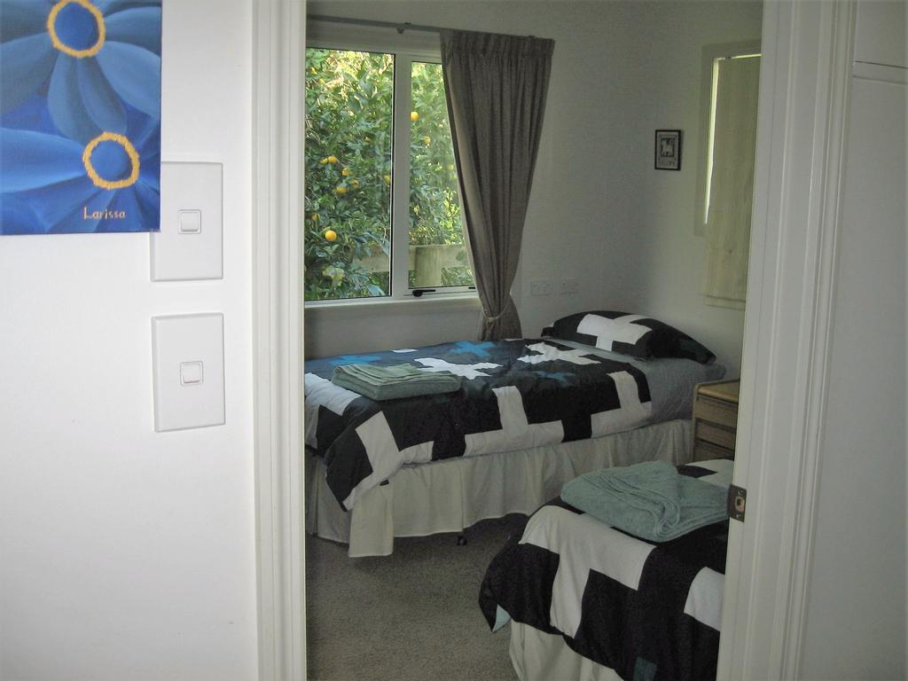 Miranda Orchard Cottage Extérieur photo